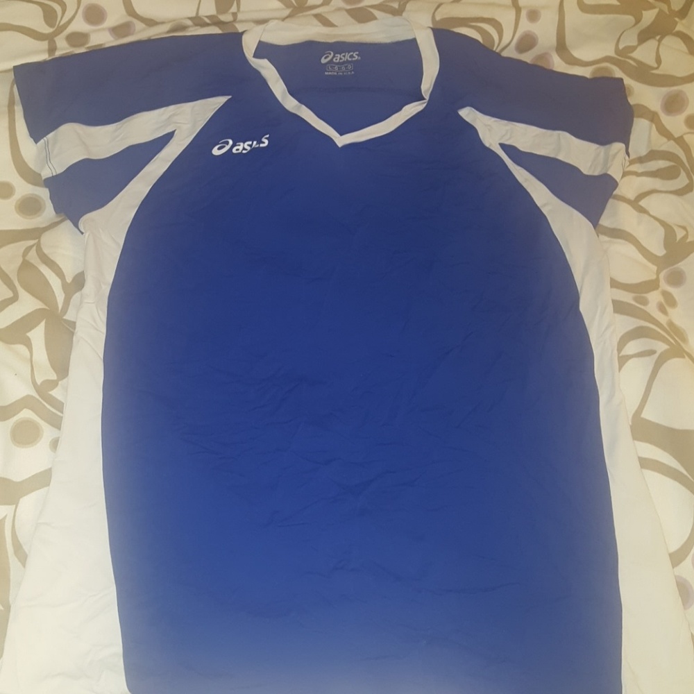 Women's workout shirt